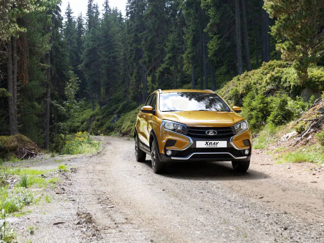 LADA XRAY Cross – загородный тест-драйв