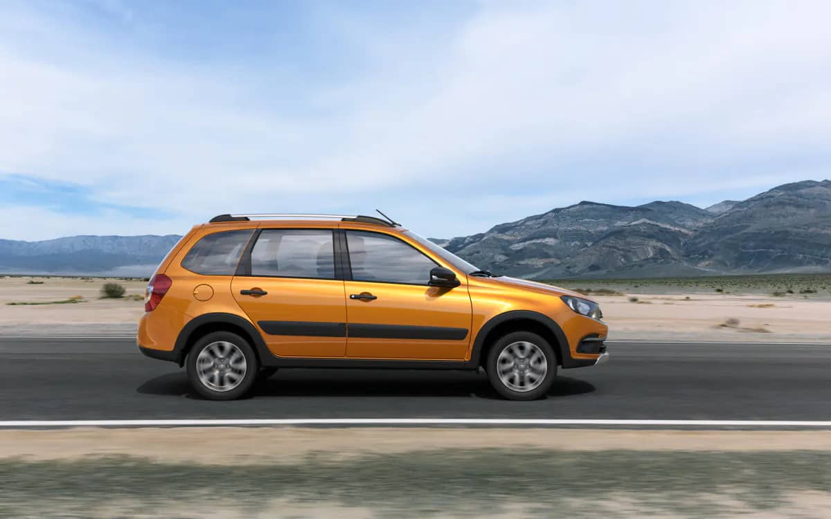 Успешный старт LADA Granta Сross