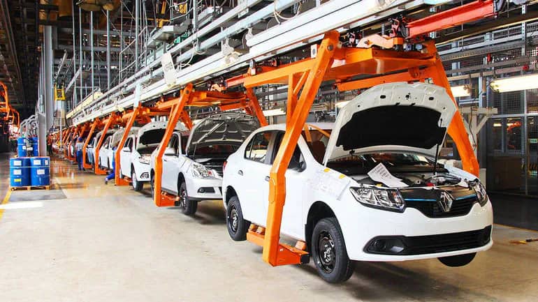 АВТОВАЗ с 11 октября возобновляет производство автомобилей на 3-х сборочных линиях