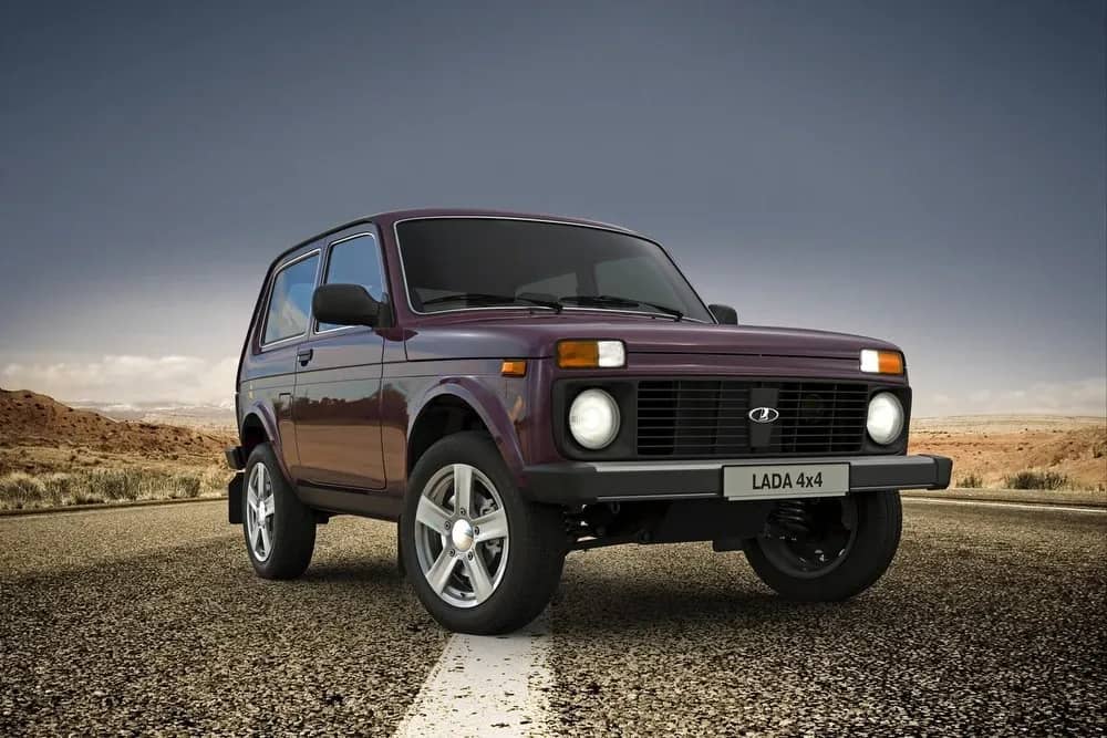 LADA  4x4 - лидер ТОП-10 популярных внедорожников с пробегом