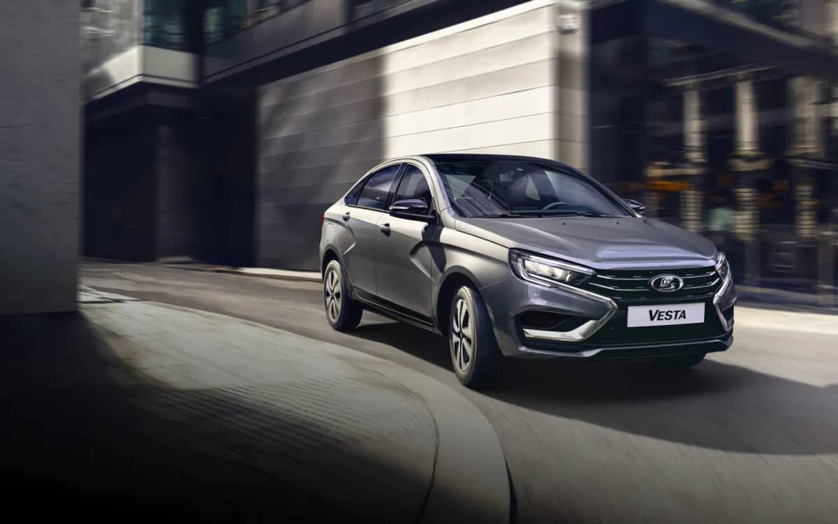 АВТОВАЗ расширил комплектации LADA Vesta