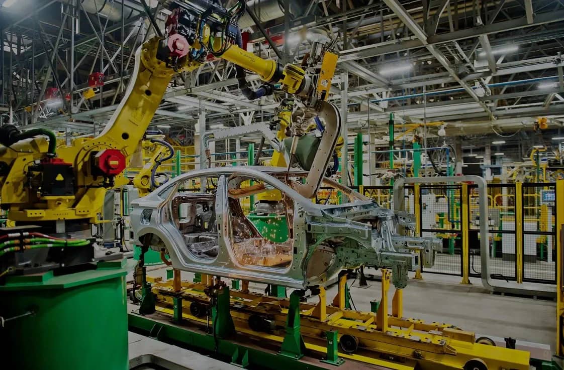 АВТОВАЗ автоматизирует производство: новые роботы для LADA Iskra