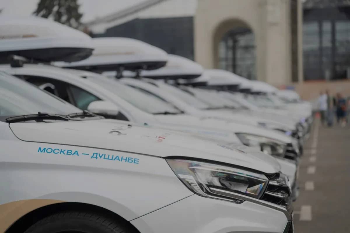 LADA открывает Евразию на колёсах