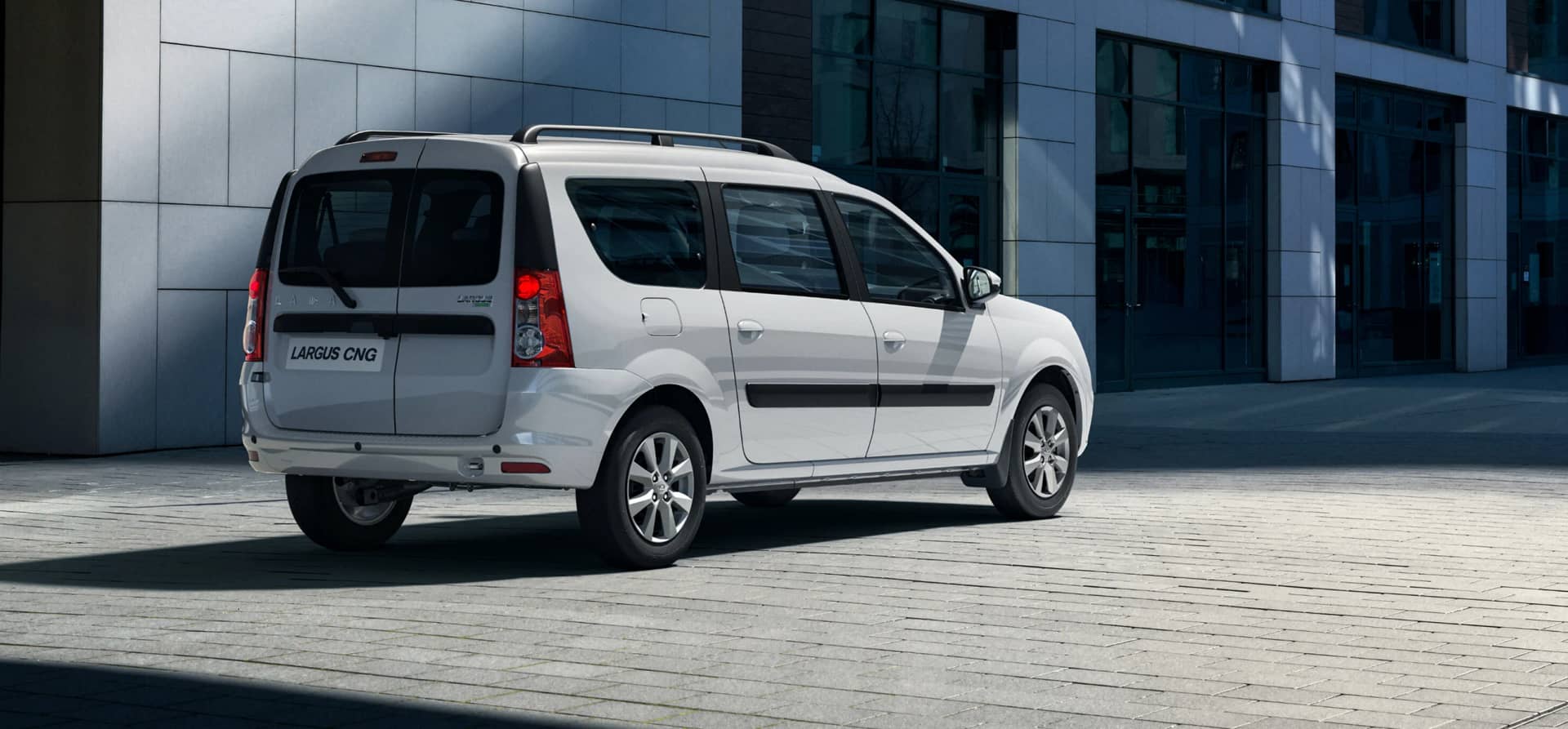 LADA Largus Универсал CNG — вид сбоку