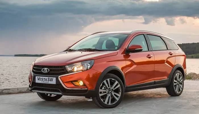 LADA Vesta Cross универсал: купить в СПб в официальном автосалоне выгодно