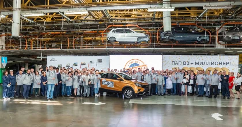 АВТОВАЗ отметил выпуск миллионной LADA на линии ВО