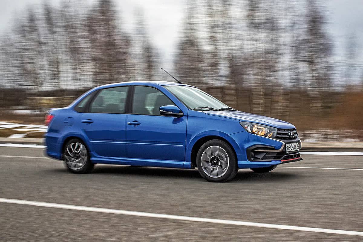 LADA Granta: что о нём говорят владельцы и работники СТО?