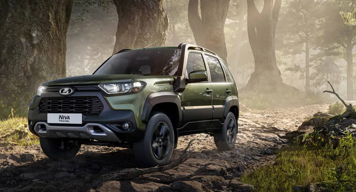 Lada Niva в - Топ-10 самых продаваемых кроссоверов и внедорожников России