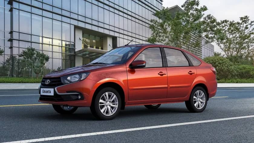 LADA увеличивает продажи в России