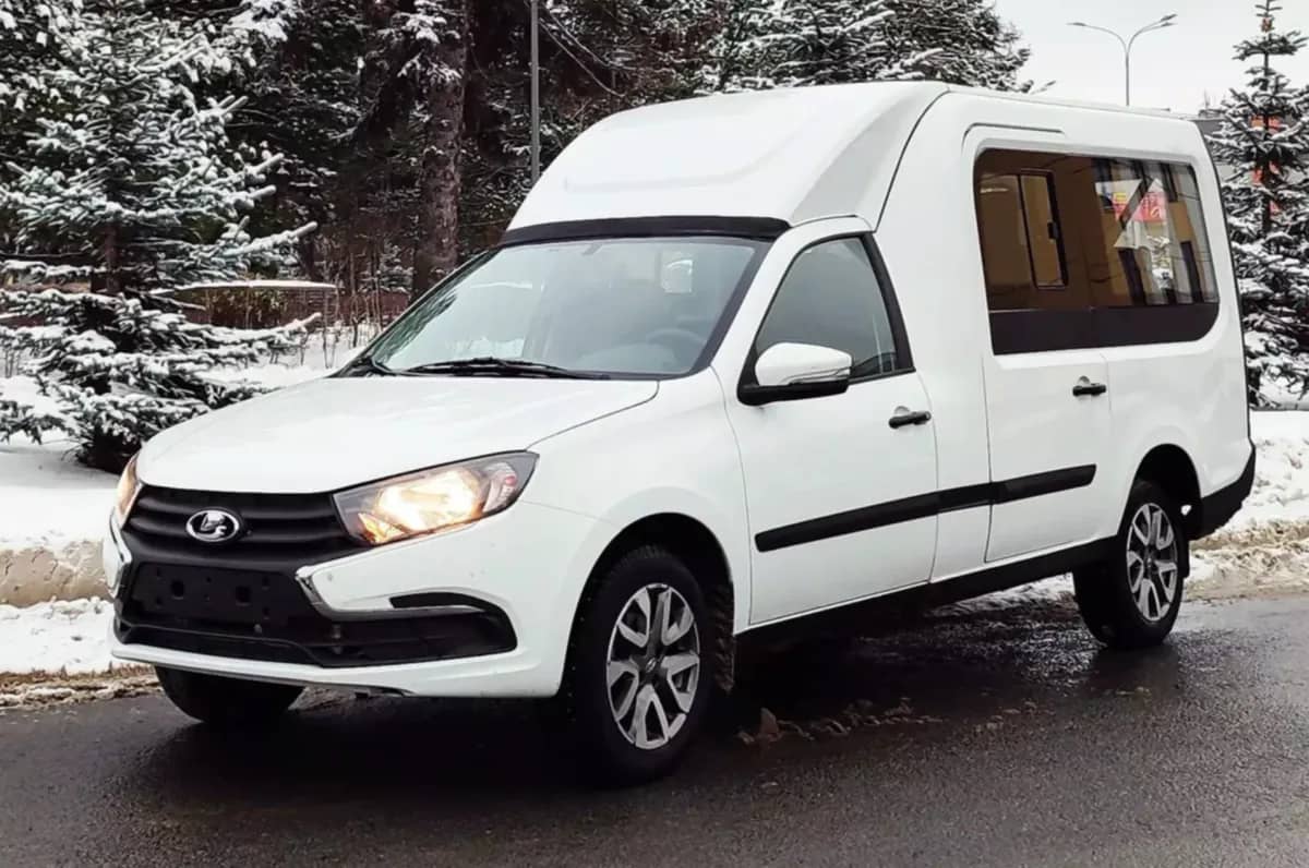 Представлена восьмиместная версия Lada Granta