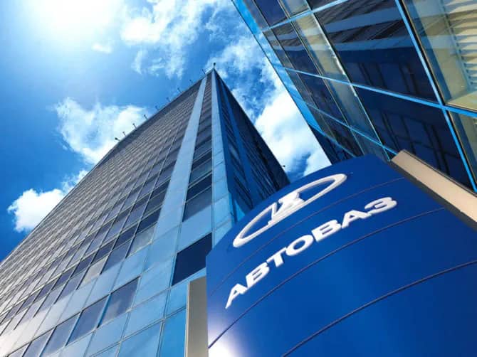 АВТОВАЗ И ТГУ СОЗДАЮТ ПЕРЕДОВУЮ ИНЖЕНЕРНУЮ ШКОЛУ ГИБРИДНЫХ ТЕХНОЛОГИЙ