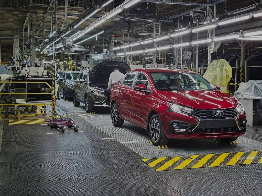 LADA Iskra начинает сборку в Санкт-Петербурге