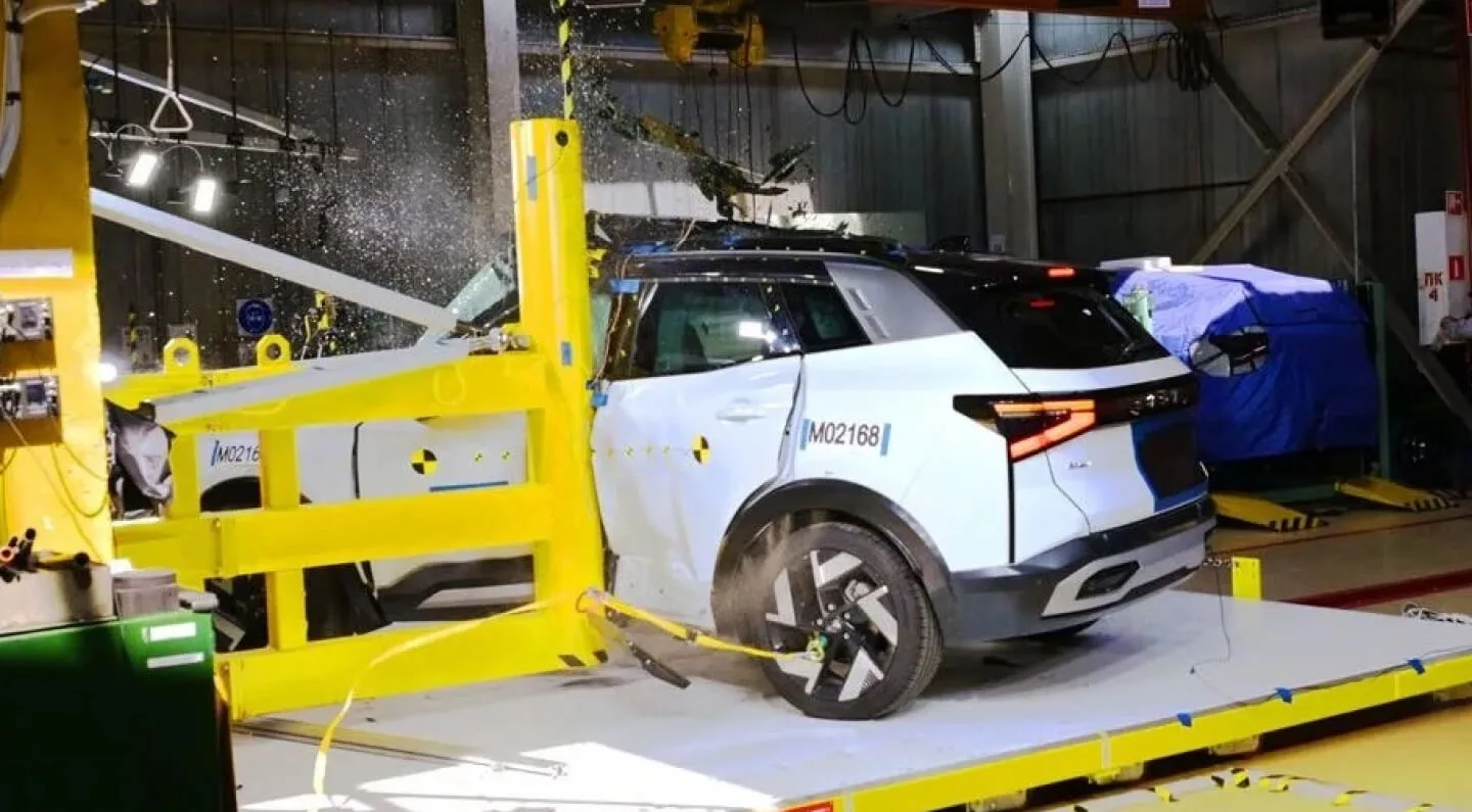 LADA Azimut прошел испытание на удар